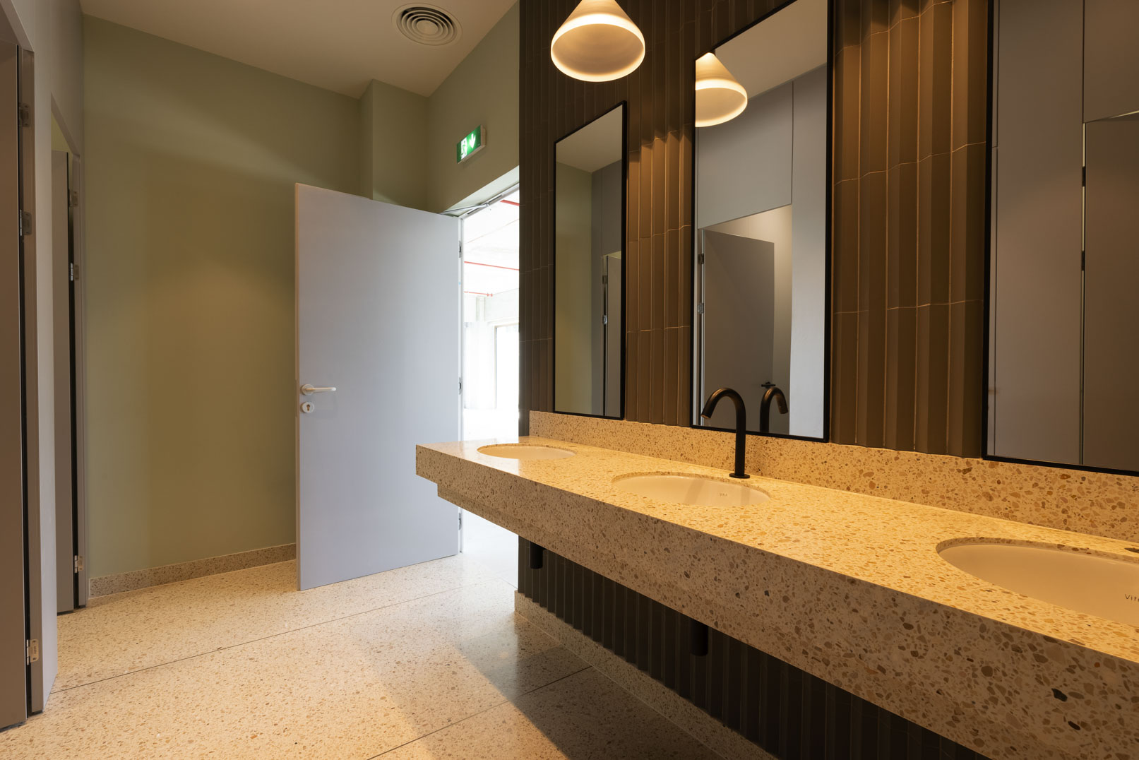 bathroom with terrazzo