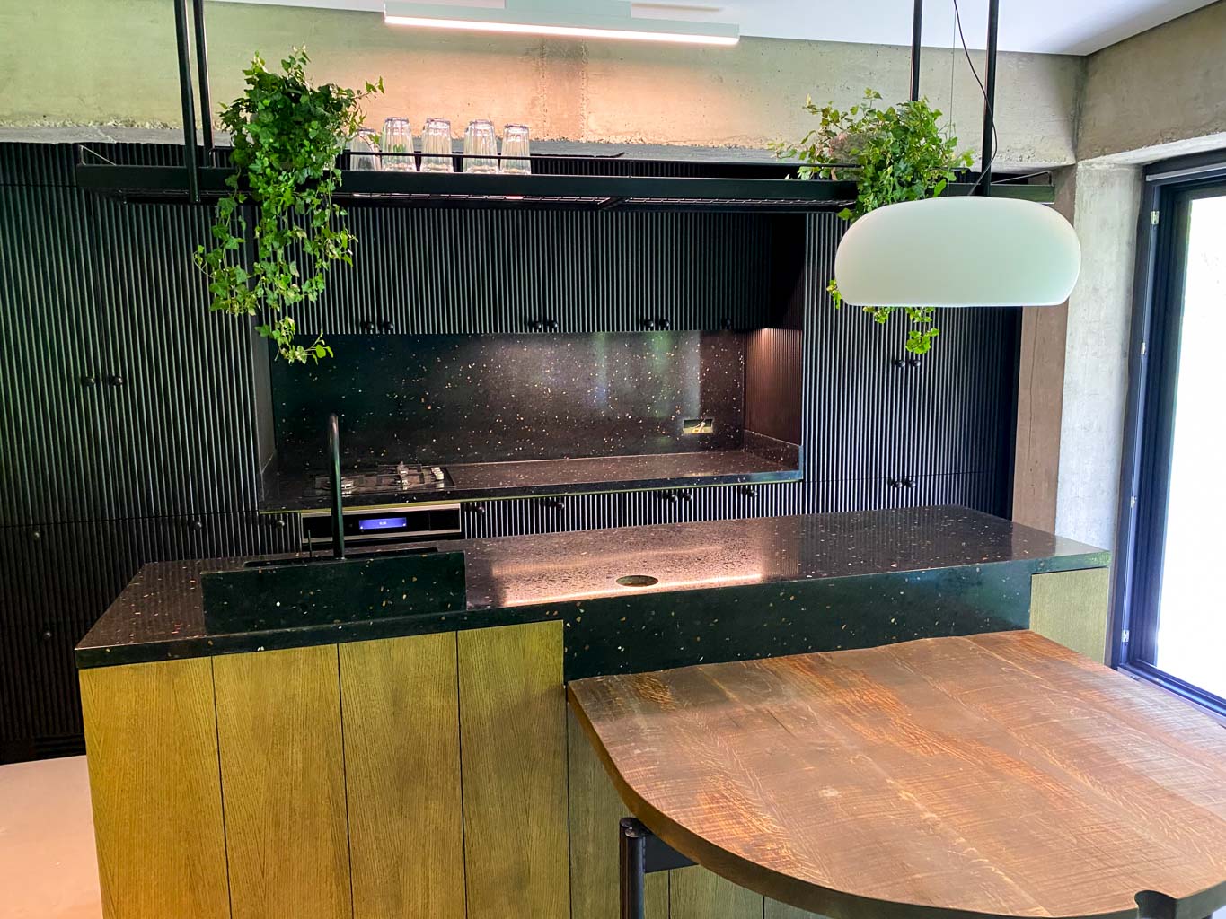 black terrazzo worktops in the kitchen