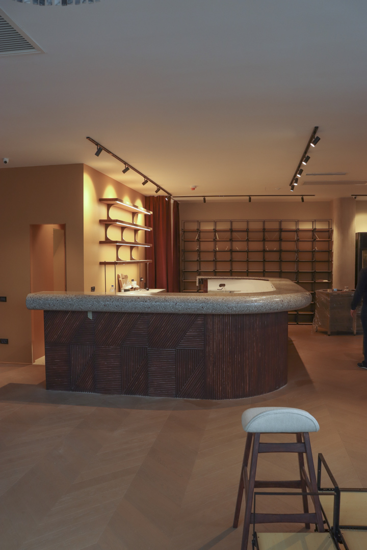8m long terrazzo bar top shows the extraordinary design possibilities of terrazzo